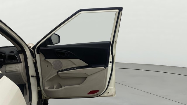 View Mahindra XUV300 Image 43 Used Mahindra XUV300 Image 43