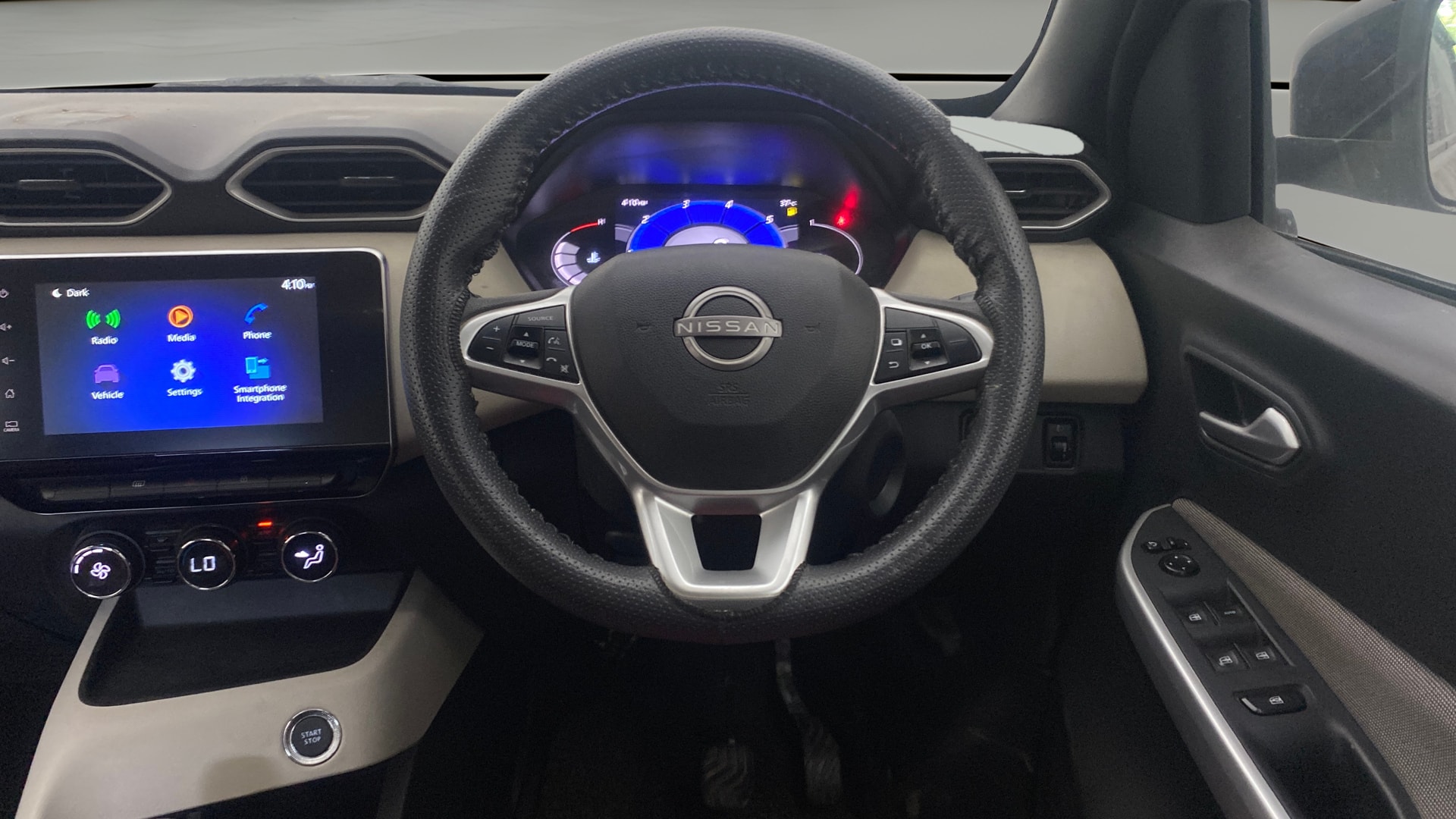 View 2022 Nissan Magnite Turbo XV CVT Image 20 Used 2022 Nissan Magnite Turbo XV CVT Image 20