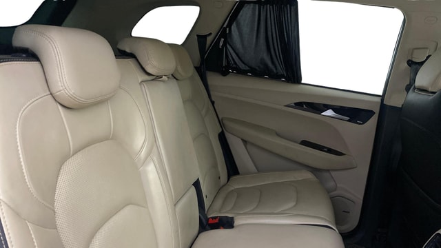 View MG Hector Image 37 Used MG Hector Image 37