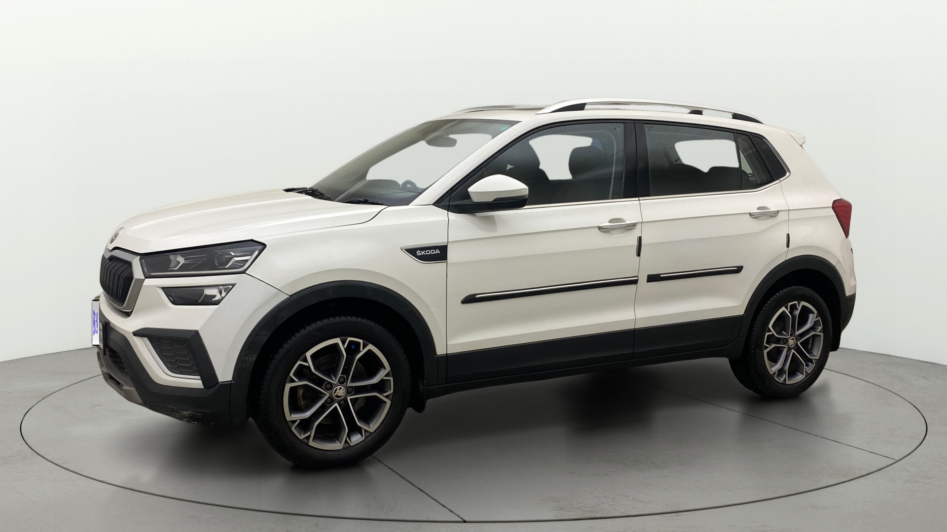 View 2023 Skoda Kushaq Style 1.5 TSI MT Image 37 Used 2023 Skoda Kushaq Style 1.5 TSI MT Image 37