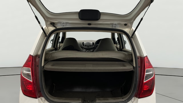 View Hyundai i10 Image 36 Used Hyundai i10 Image 36