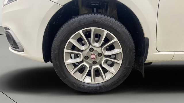 View Fiat Punto Evo Image 27 Used Fiat Punto Evo Image 27