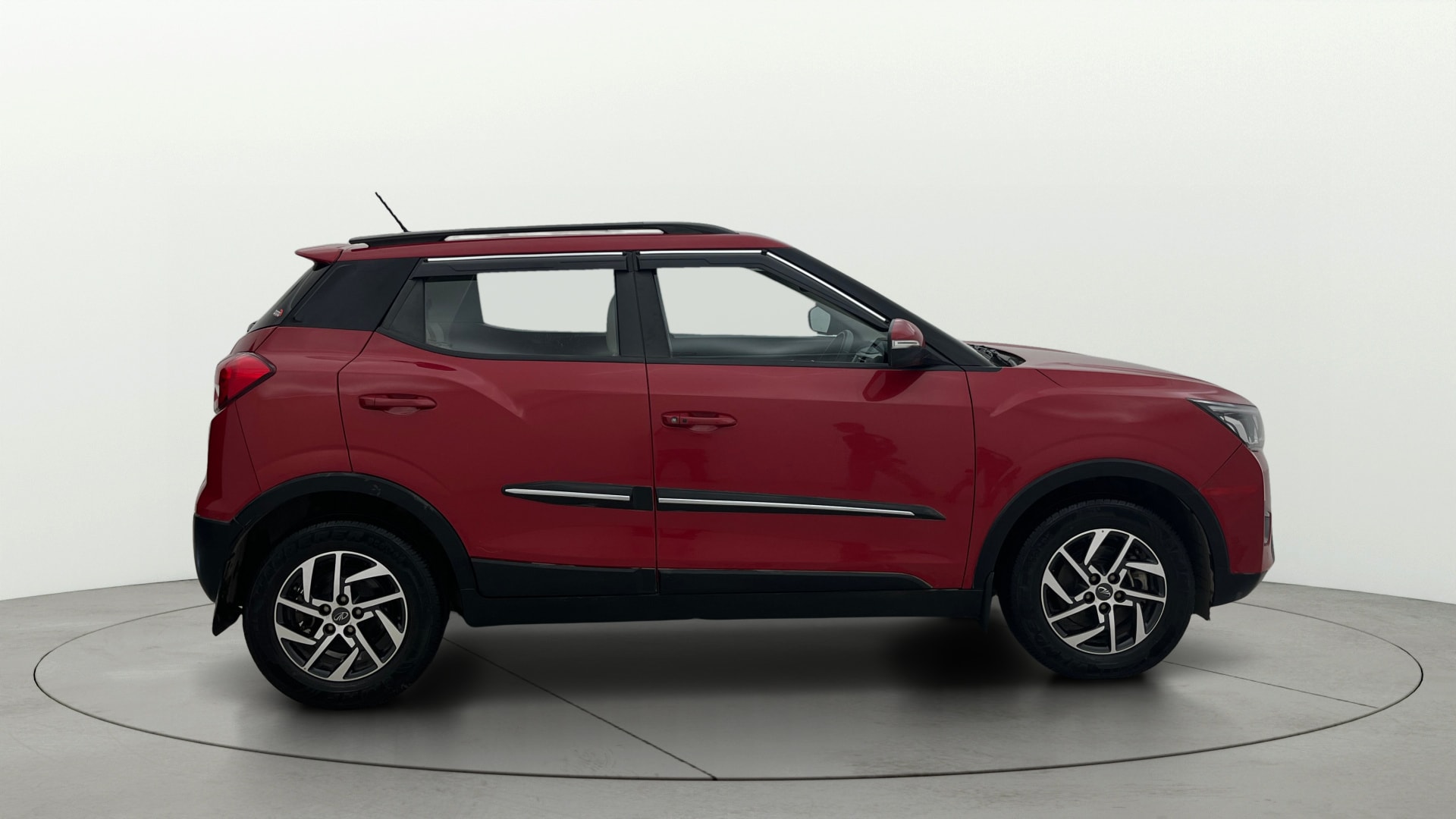 Used 2022 Mahindra XUV300 Used 2022 Mahindra XUV300