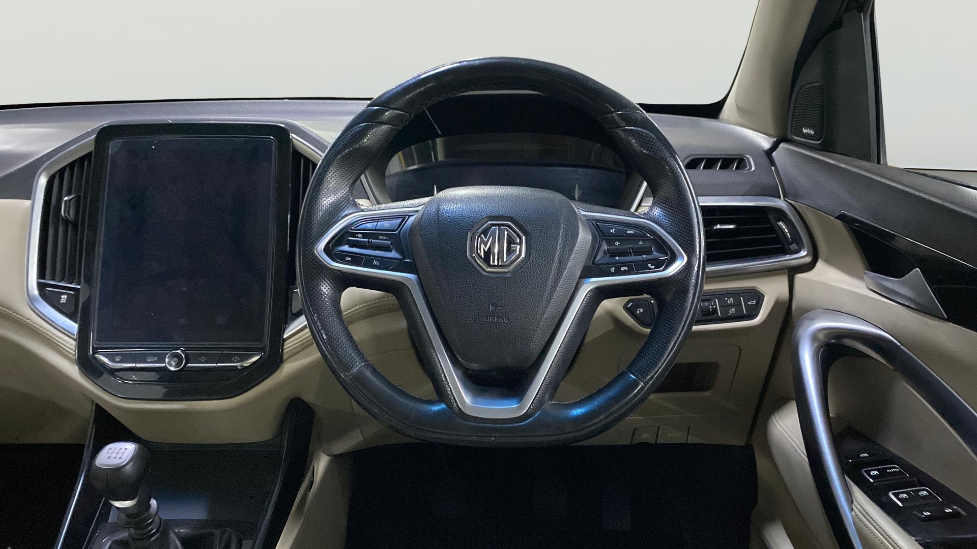 View 2021 MG Hector Sharp Diesel Image 13 Used 2021 MG Hector Sharp Diesel Image 13