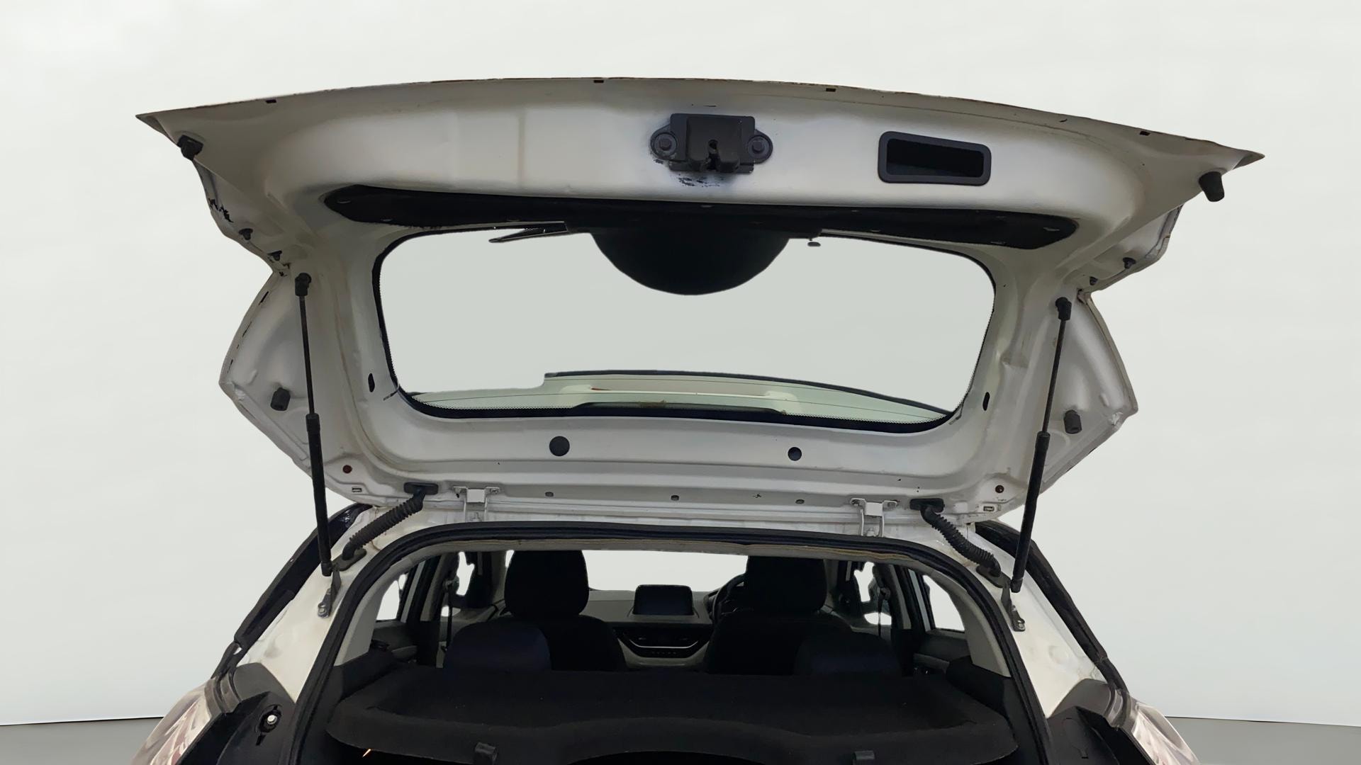 View 2023 Tata Nexon Revotron XE Image 32 Used 2023 Tata Nexon Revotron XE Image 32