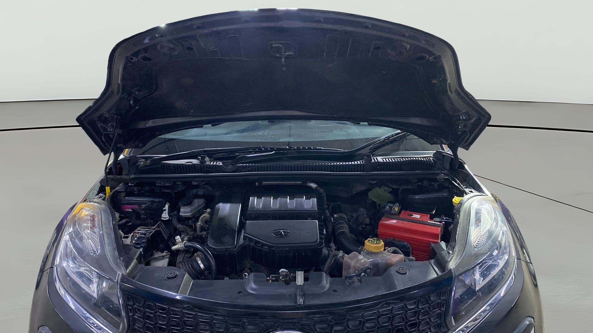 View 2018 Tata Nexon XZ Plus Diesel Image 32 Used 2018 Tata Nexon XZ Plus Diesel Image 32