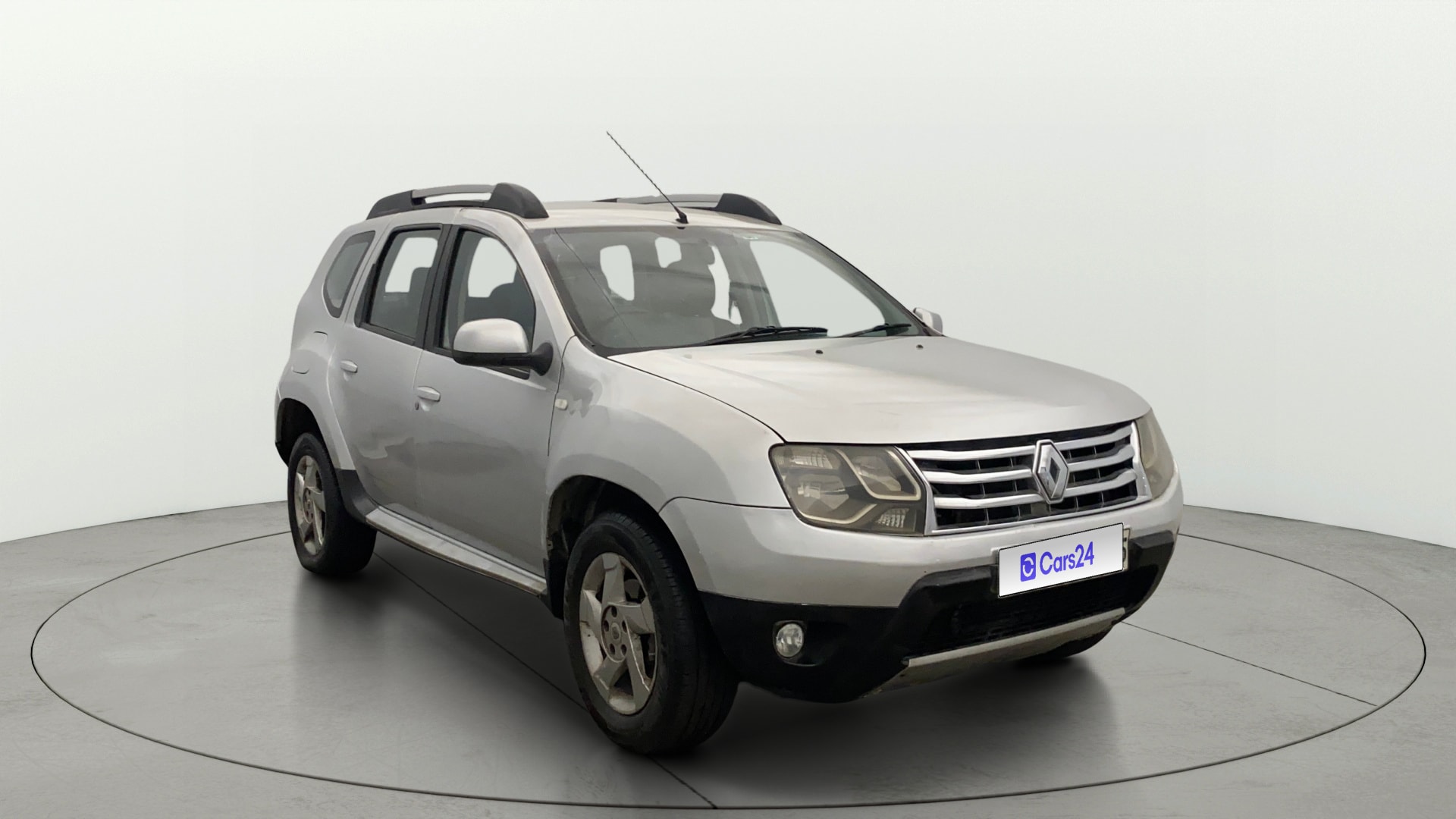 View 2015 Renault Duster Diesel 85PS 4x2 MT Image 15 Used 2015 Renault Duster Diesel 85PS 4x2 MT Image 15