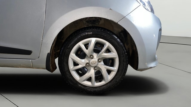 View Hyundai Grand i10 Image 40 Used Hyundai Grand i10 Image 40