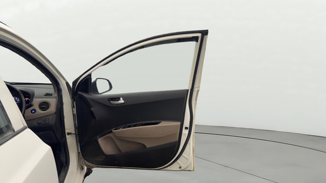 View Hyundai Grand i10 Image 46 Used Hyundai Grand i10 Image 46