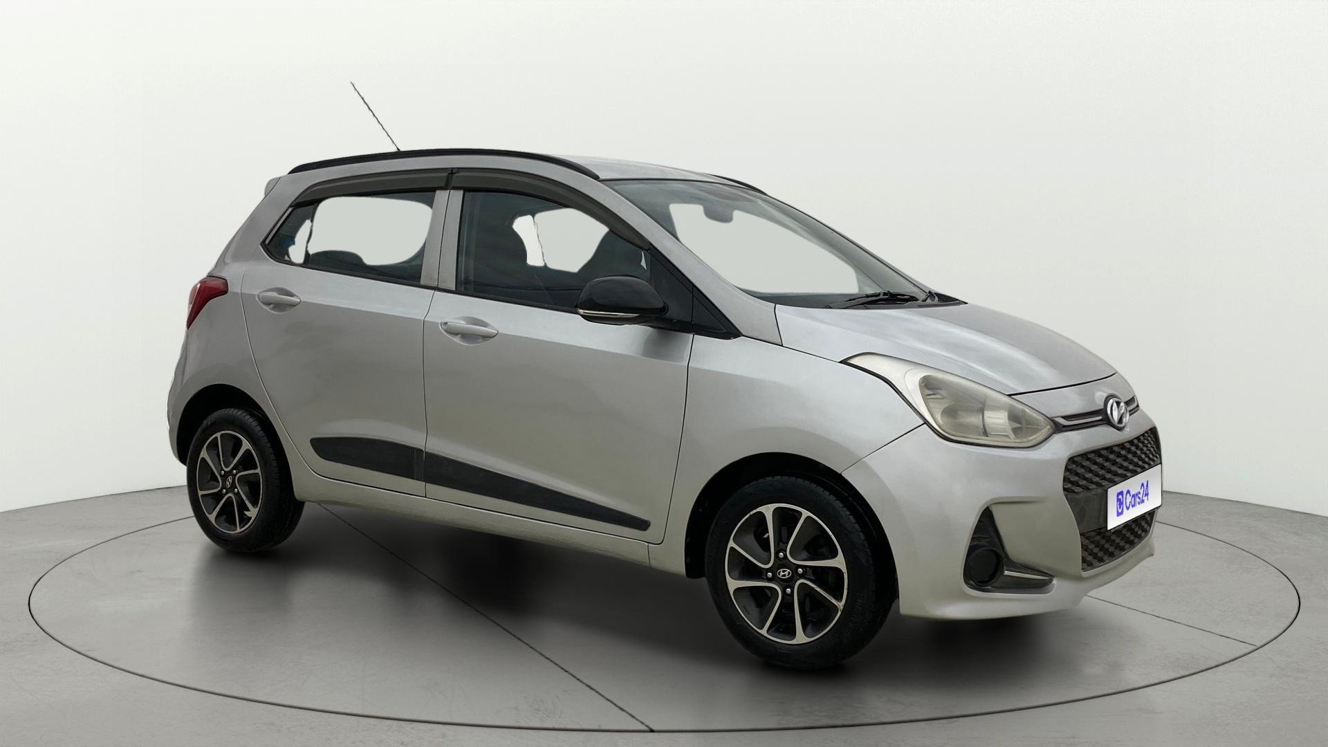 Used 2018 Hyundai Grand i10 Used 2018 Hyundai Grand i10