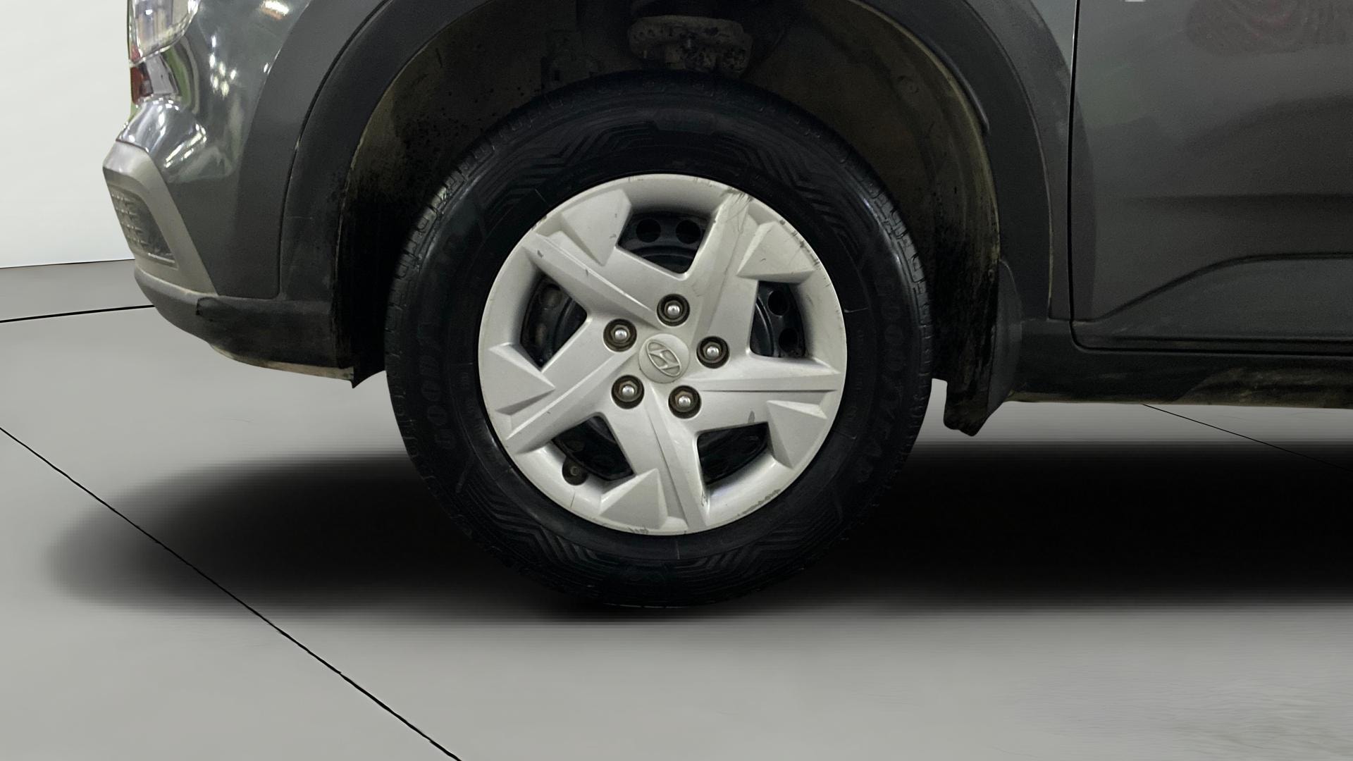 View 2020 Hyundai Venue S 1.2 Petrol Image 27 Used 2020 Hyundai Venue S 1.2 Petrol Image 27