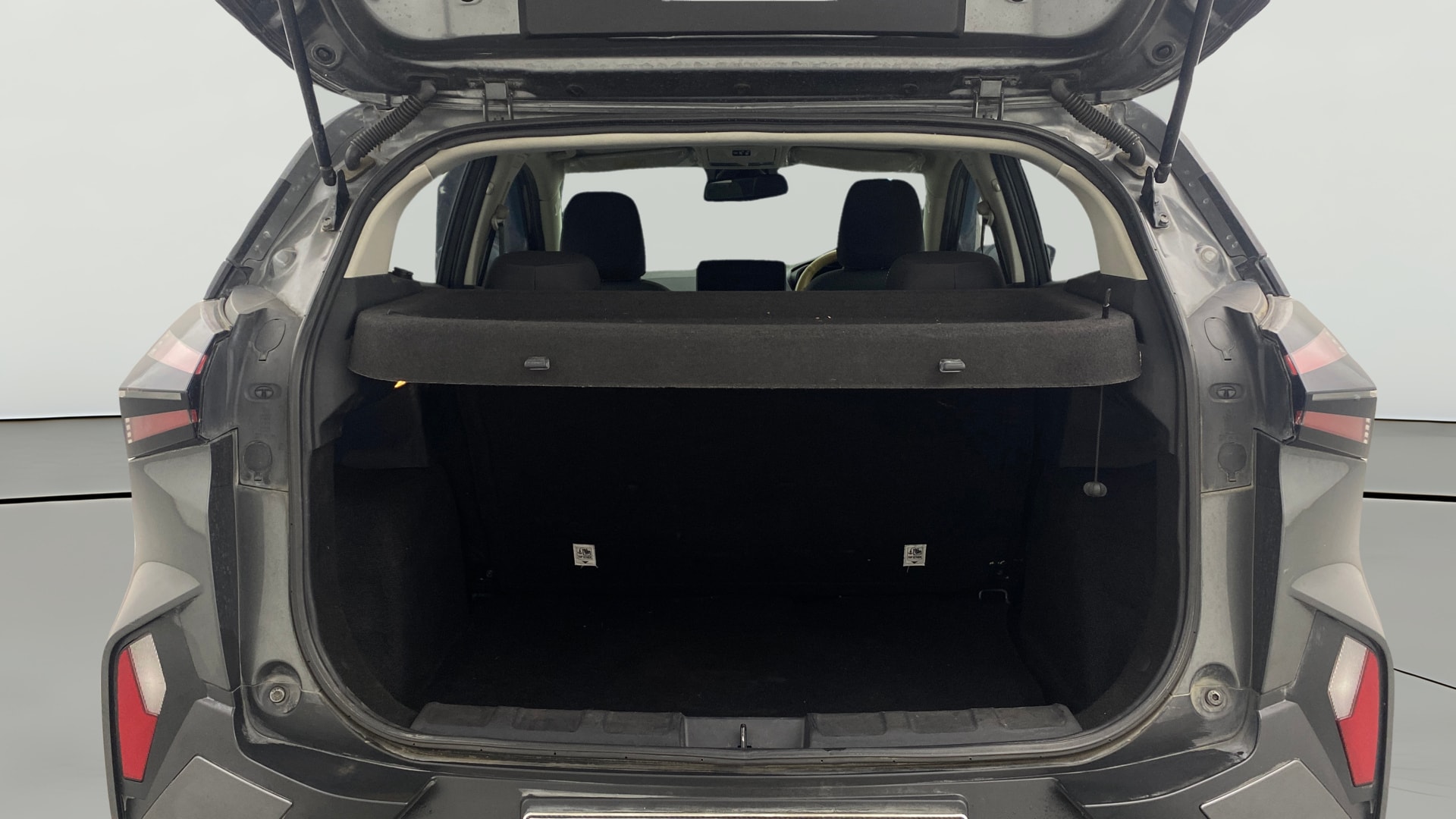 View 2024 Tata Nexon Revotron XE Image 39 Used 2024 Tata Nexon Revotron XE Image 39