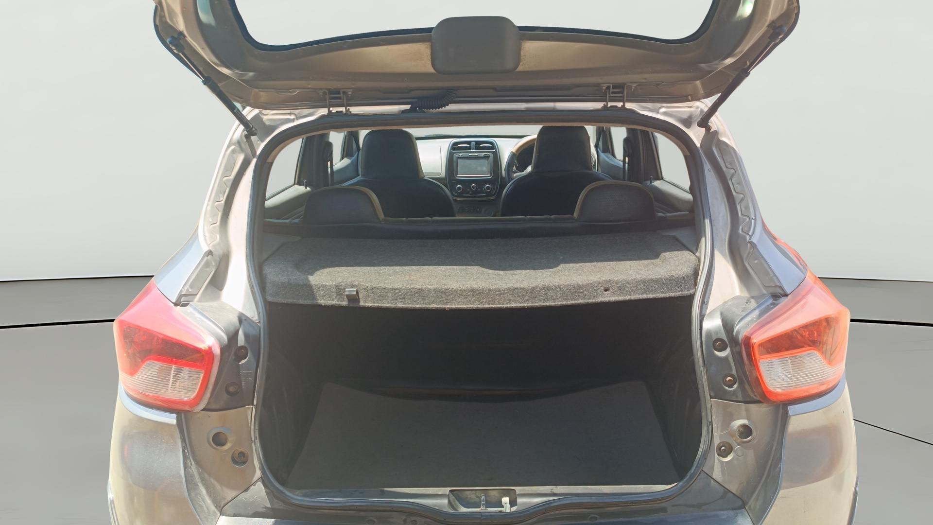 View 2016 Renault Kwid RXL 1.0 BS IV Image 36 Used 2016 Renault Kwid RXL 1.0 BS IV Image 36