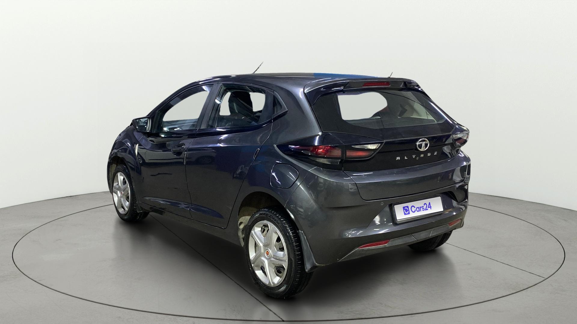 View 2022 Tata Altroz XT Petrol Image 2 Used 2022 Tata Altroz XT Petrol Image 2