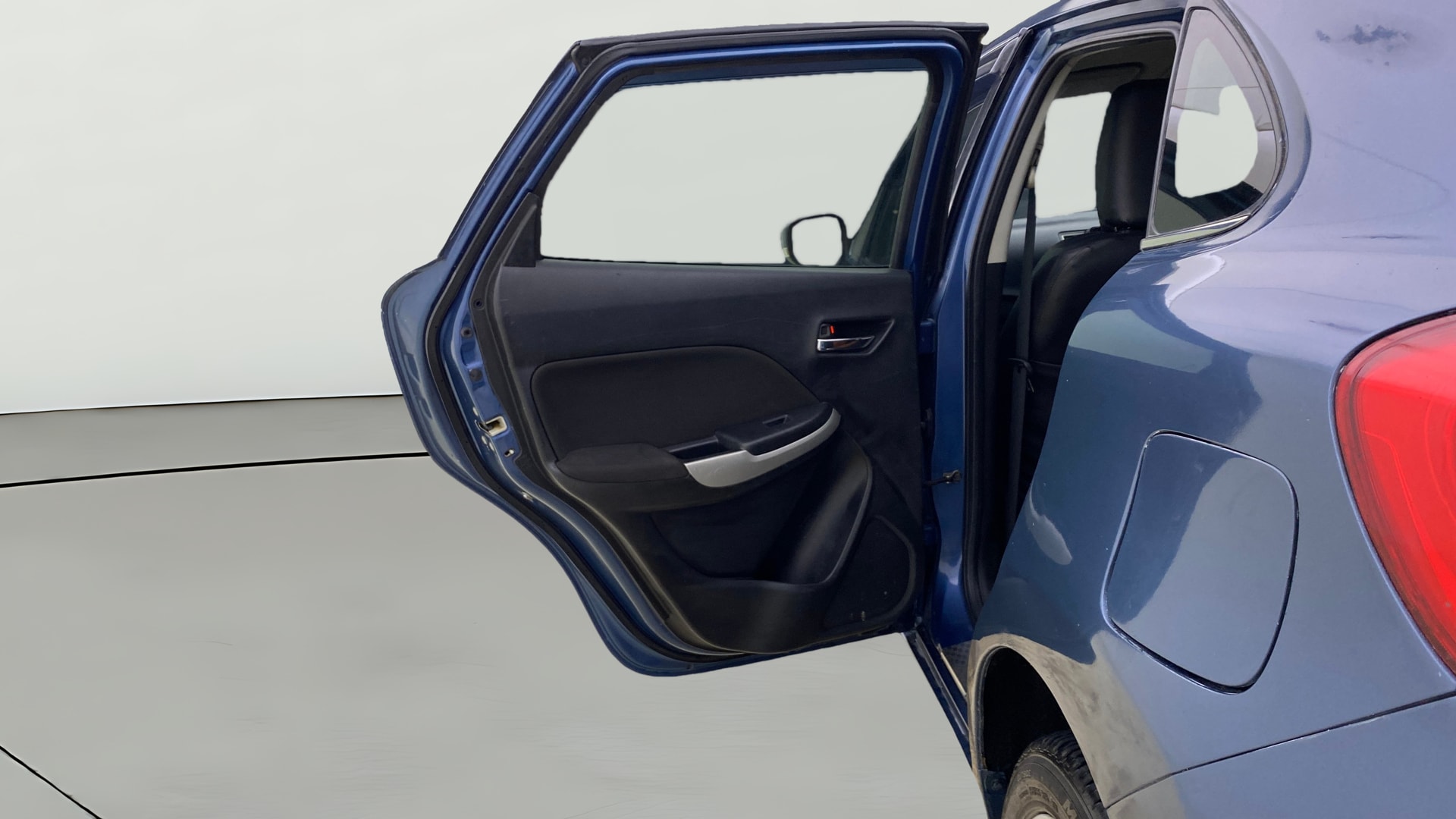 View 2018 Maruti Suzuki 1000 Base Variant Image 22 Used 2018 Maruti Suzuki 1000 Base Variant Image 22