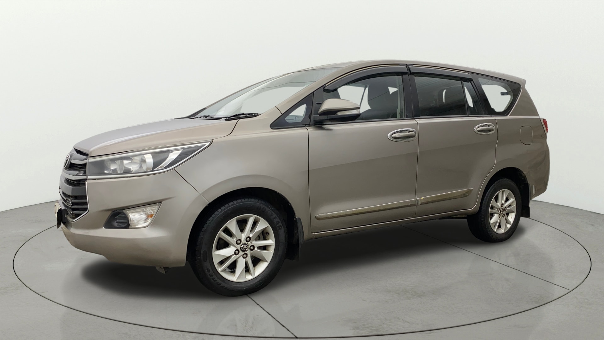 Used 2017 Toyota Innova Crysta Used 2017 Toyota Innova Crysta