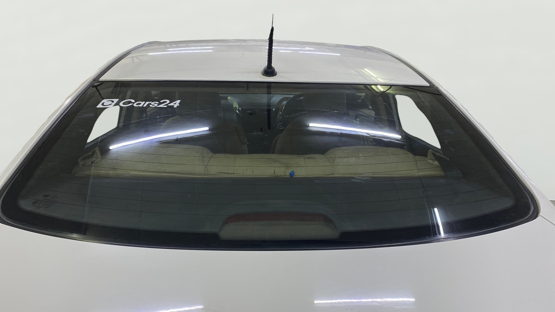 View 2015 Hyundai Fluidic Verna 1.6 VTVT S O Image 3 Used 2015 Hyundai Fluidic Verna 1.6 VTVT S O Image 3