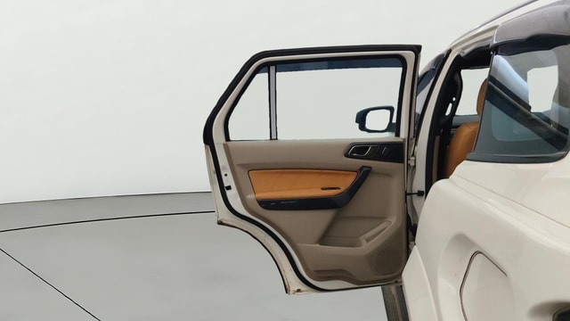 View Ford Endeavour Image 16 Used Ford Endeavour Image 16