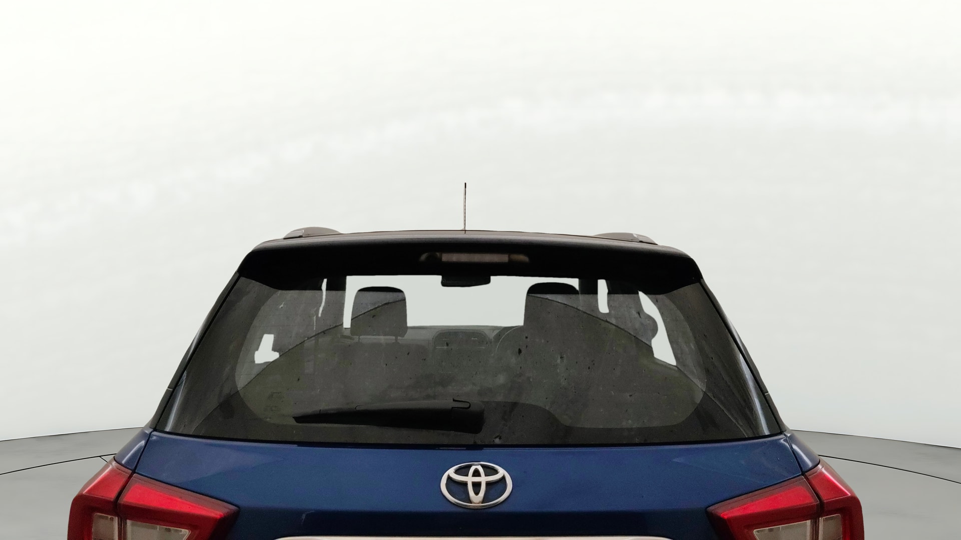 View 2020 Toyota Urban Cruiser Premium MT Image 5 Used 2020 Toyota Urban Cruiser Premium MT Image 5