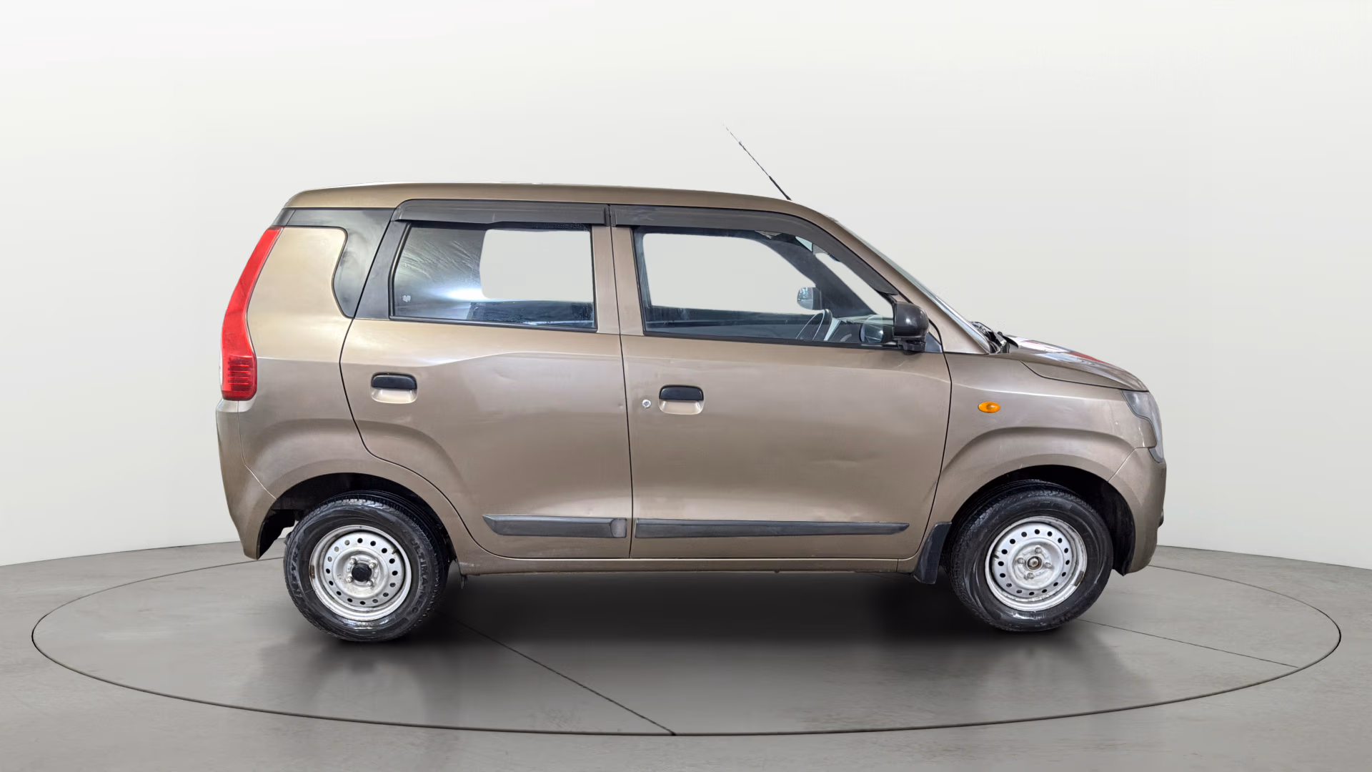Used 2020 Maruti Suzuki 1000 Used 2020 Maruti Suzuki 1000