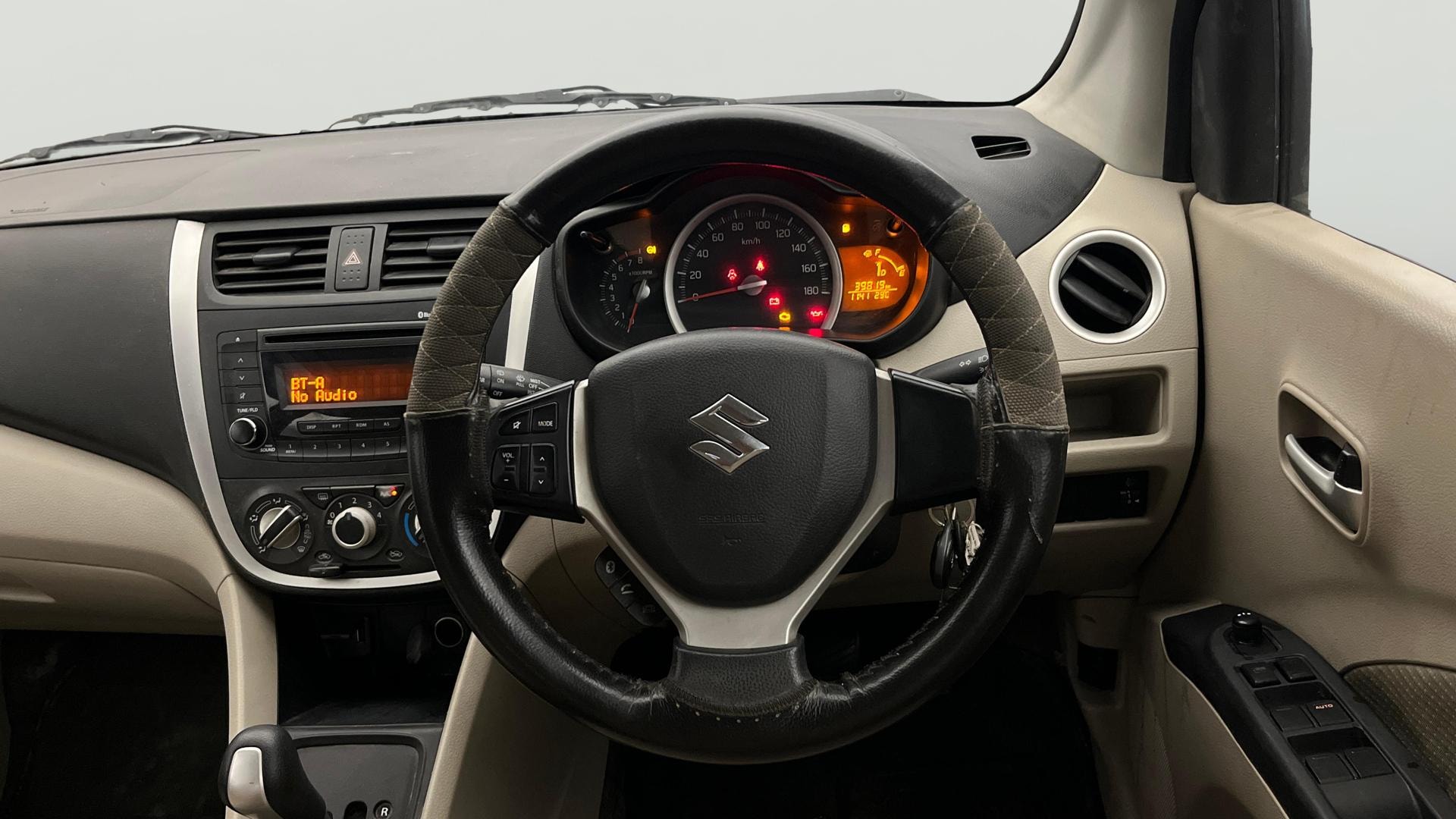 View 2018 Maruti Suzuki 1000 Base Variant Image 12 Used 2018 Maruti Suzuki 1000 Base Variant Image 12