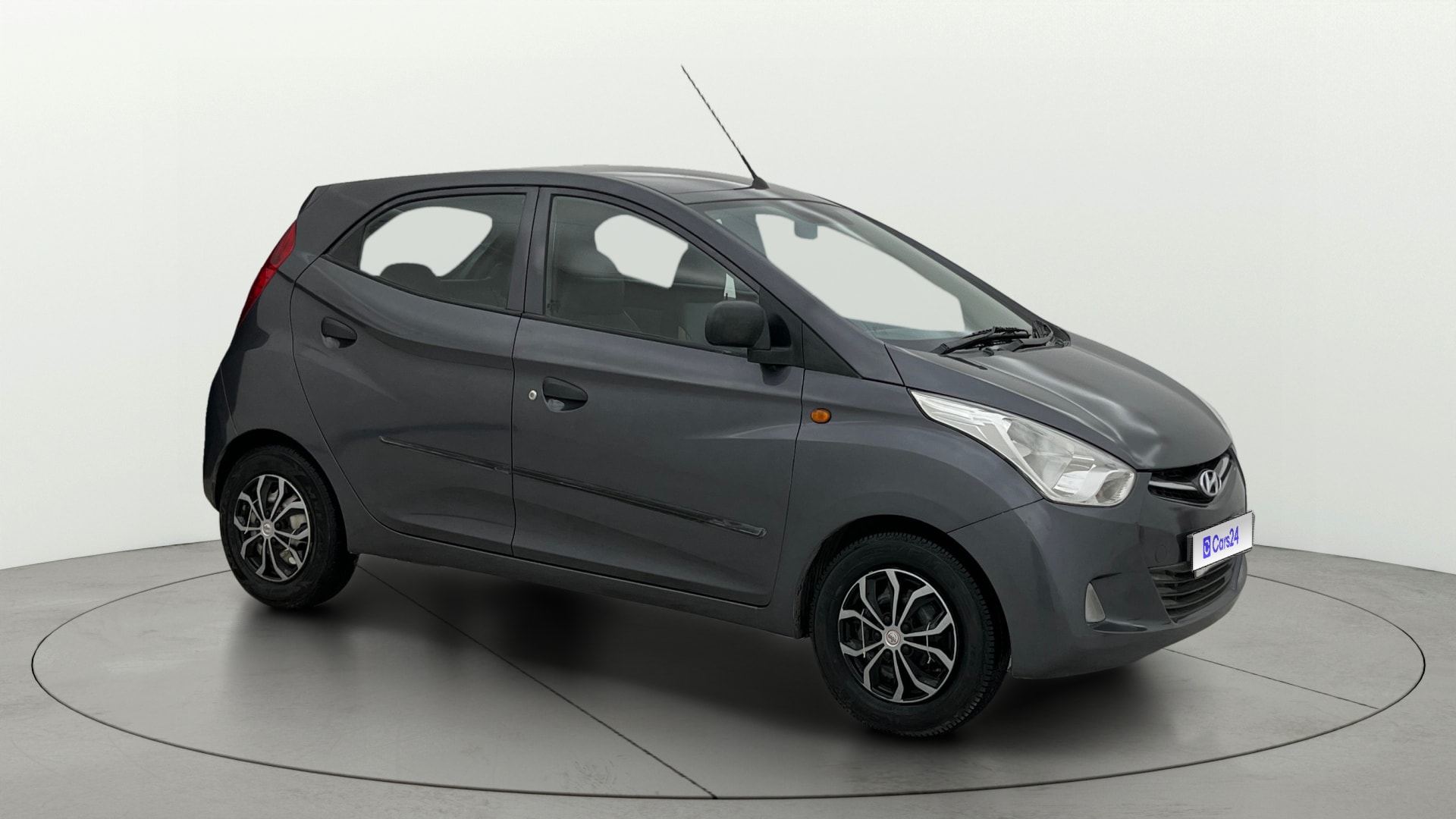 View 2017 Hyundai EON Magna Plus Image 36 Used 2017 Hyundai EON Magna Plus Image 36