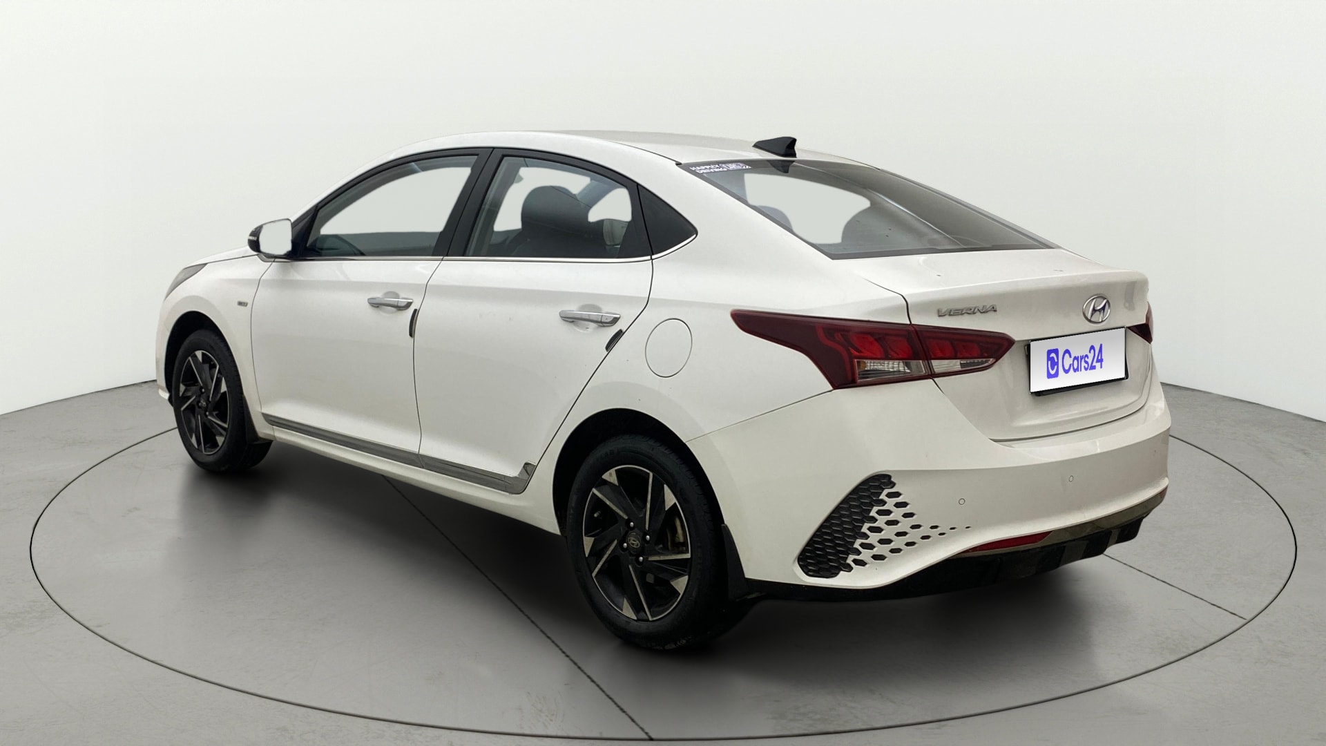 Used 2022 Hyundai Verna Used 2022 Hyundai Verna