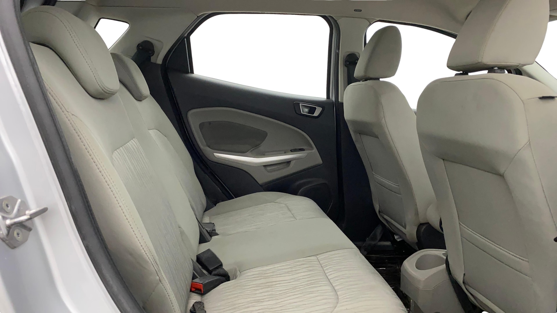 View 2015 Ford EcoSport 1.5 TDCi Diesel Ambiente BS IV Image 28 Used 2015 Ford EcoSport 1.5 TDCi Diesel Ambiente BS IV Image 28