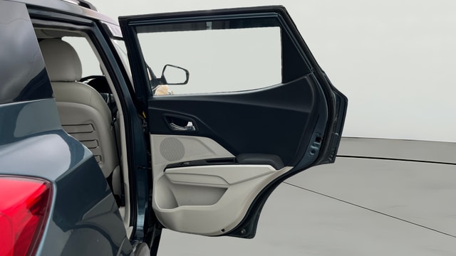 View Mahindra XUV300 Image 6 Used Mahindra XUV300 Image 6