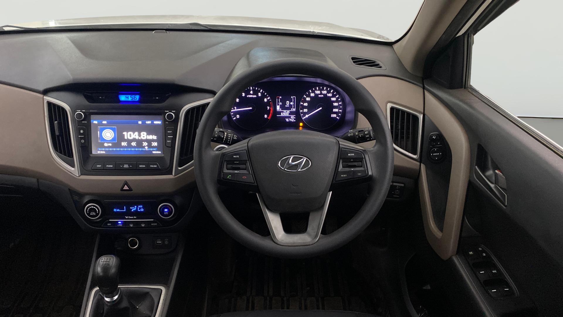 View 2016 Hyundai Creta 1.6 SX Plus Petrol Image 20 Used 2016 Hyundai Creta 1.6 SX Plus Petrol Image 20