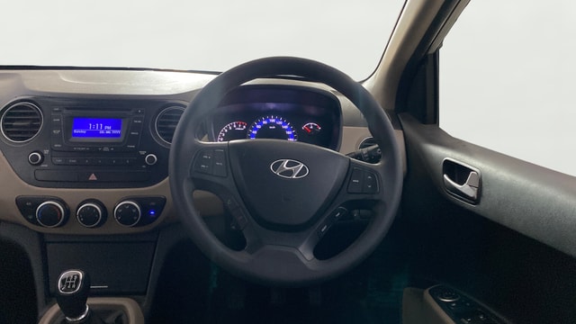 View Hyundai Xcent Image 20 Used Hyundai Xcent Image 20