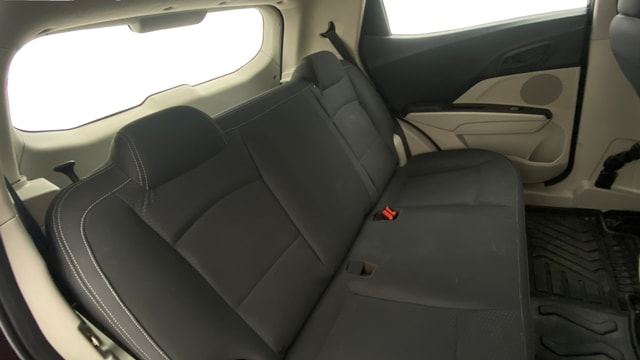 View Mahindra XUV300 Image 29 Used Mahindra XUV300 Image 29