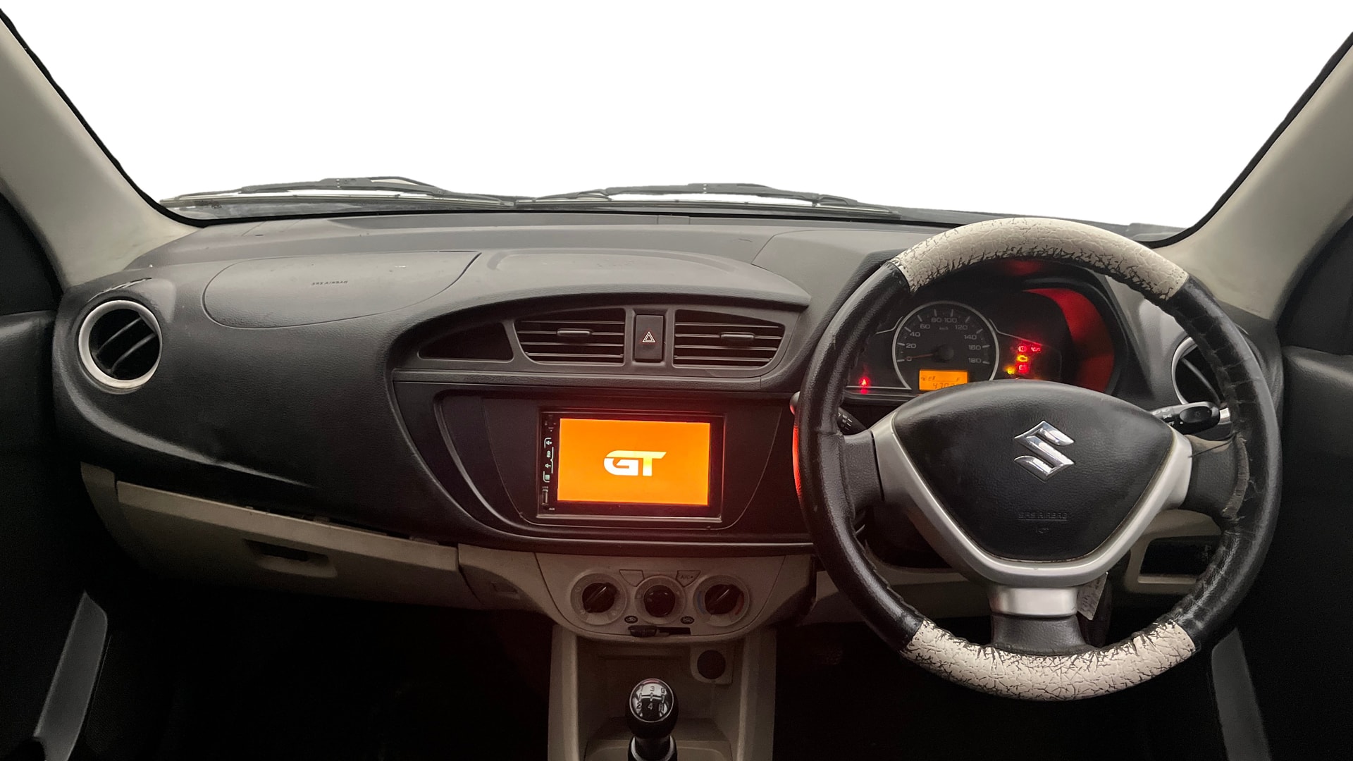 View 2022 Maruti Suzuki 1000 Base Variant Image 15 Used 2022 Maruti Suzuki 1000 Base Variant Image 15