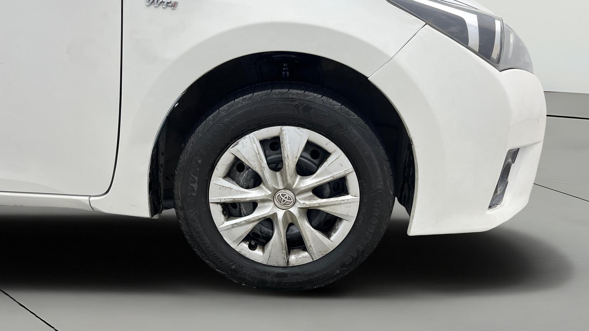 View 2014 Toyota Corolla Altis 1.8 G CVT Image 40 Used 2014 Toyota Corolla Altis 1.8 G CVT Image 40