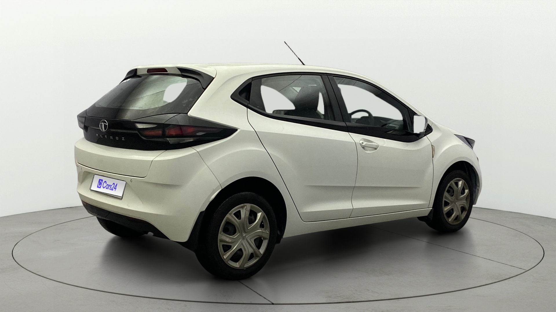 View 2021 Tata Altroz XM Plus Petrol Image 41 Used 2021 Tata Altroz XM Plus Petrol Image 41