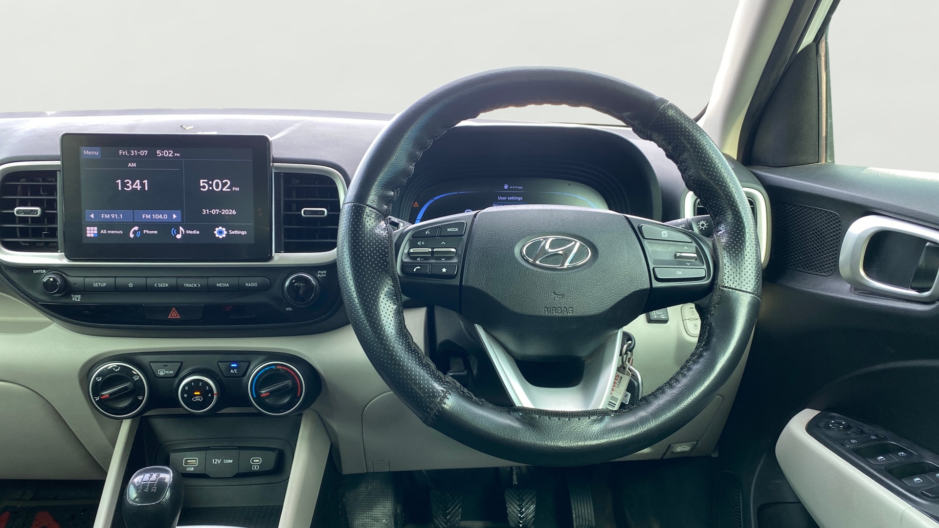 View 2024 Hyundai Venue E 1.2 Petrol BS IV Image 21 Used 2024 Hyundai Venue E 1.2 Petrol BS IV Image 21