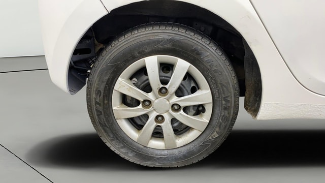 View Hyundai EON Image 23 Used Hyundai EON Image 23