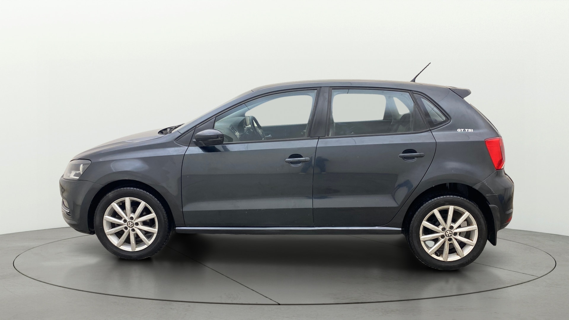 View 2017 Volkswagen Polo GT TSI Image 5 Used 2017 Volkswagen Polo GT TSI Image 5