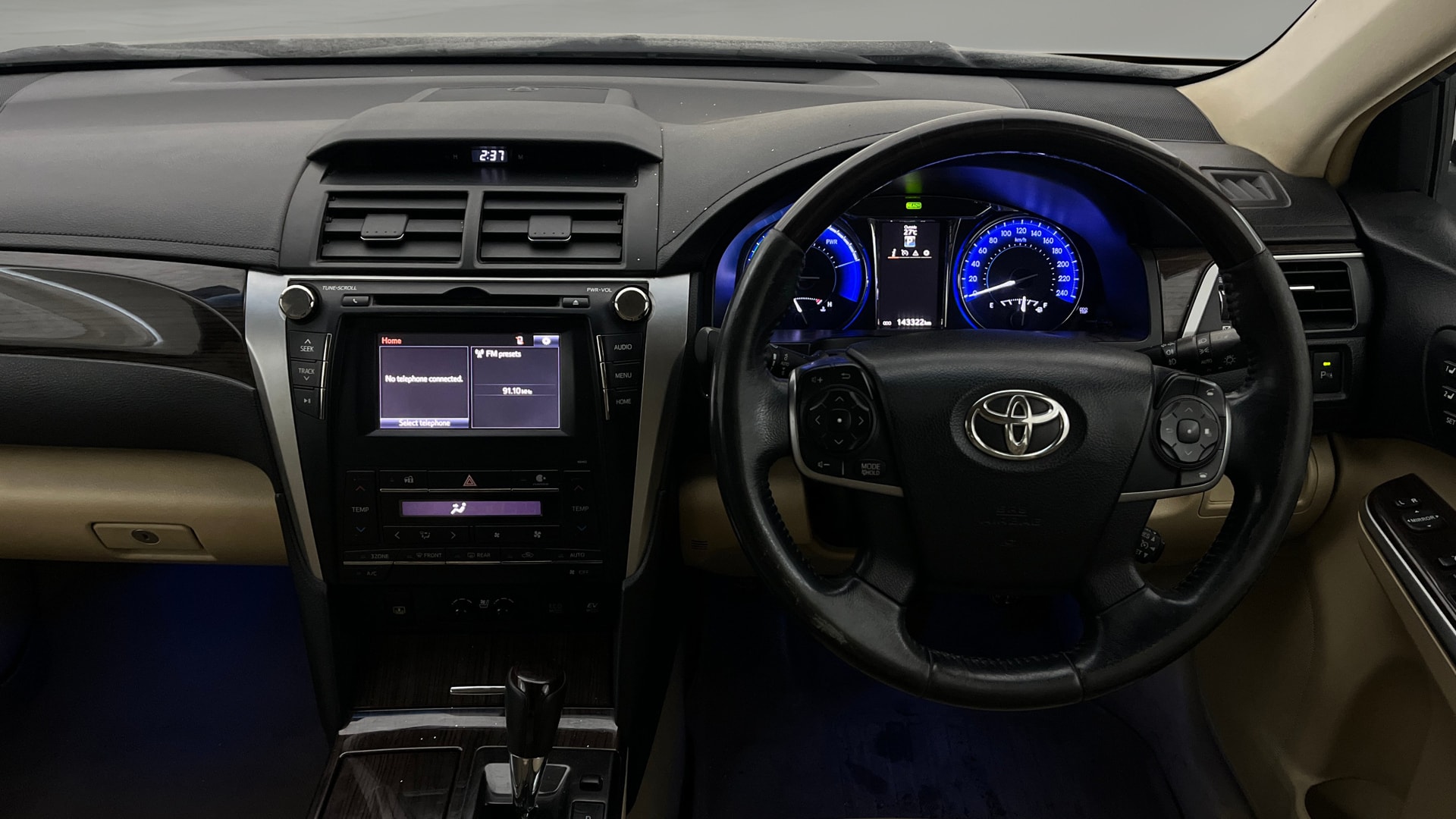 View 2015 Toyota Camry Hybrid Image 20 Used 2015 Toyota Camry Hybrid Image 20