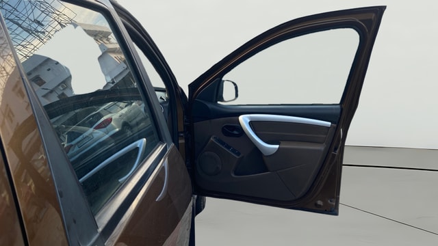 View Renault Duster Image 44 Used Renault Duster Image 44