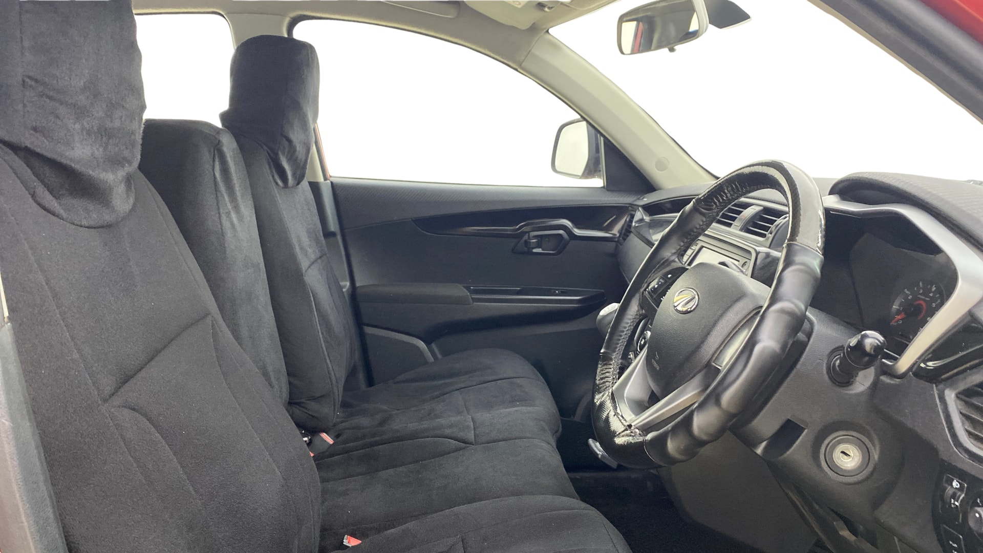 View 2018 Mahindra KUV100 K2 Petrol BS IV Image 25 Used 2018 Mahindra KUV100 K2 Petrol BS IV Image 25