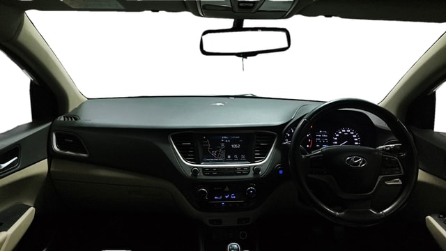 View Hyundai Verna Image 30 Used Hyundai Verna Image 30