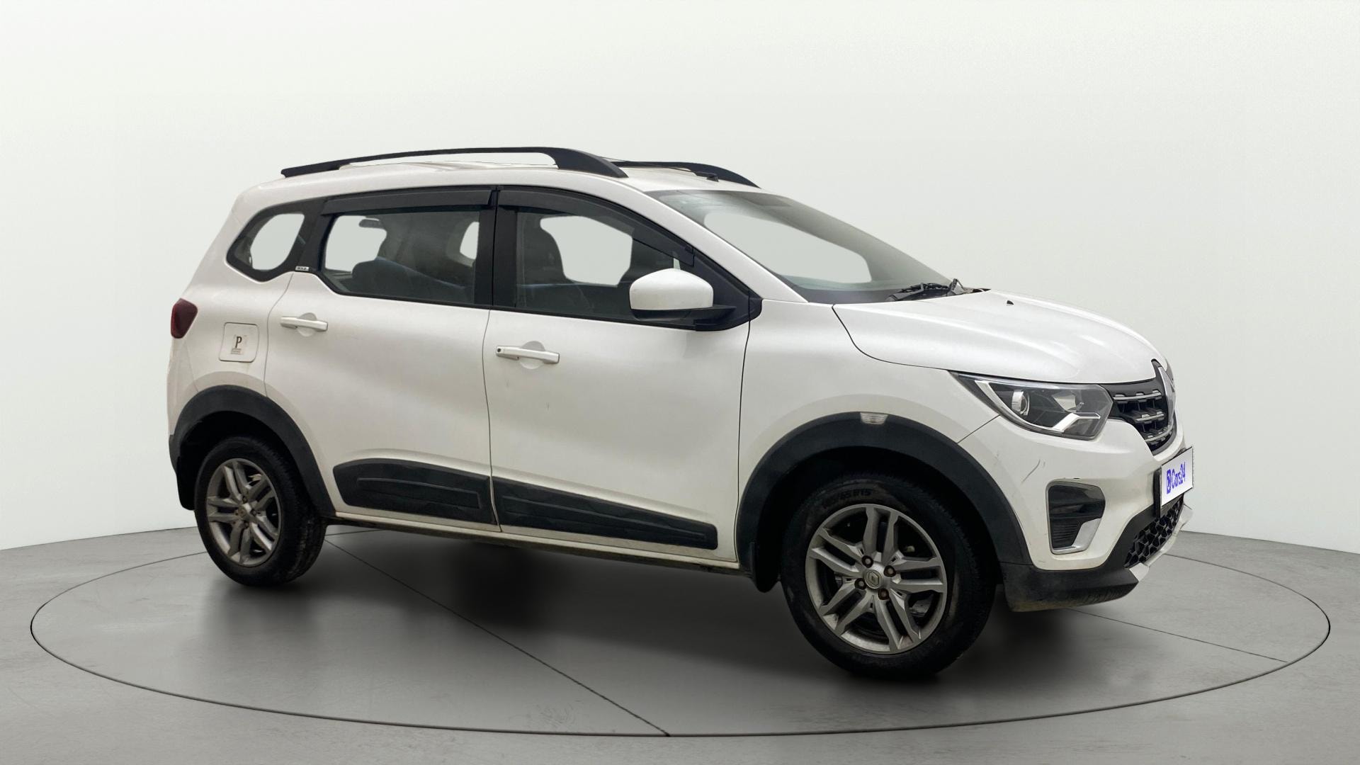 View 2021 Renault Triber RXZ AMT Image 38 Used 2021 Renault Triber RXZ AMT Image 38