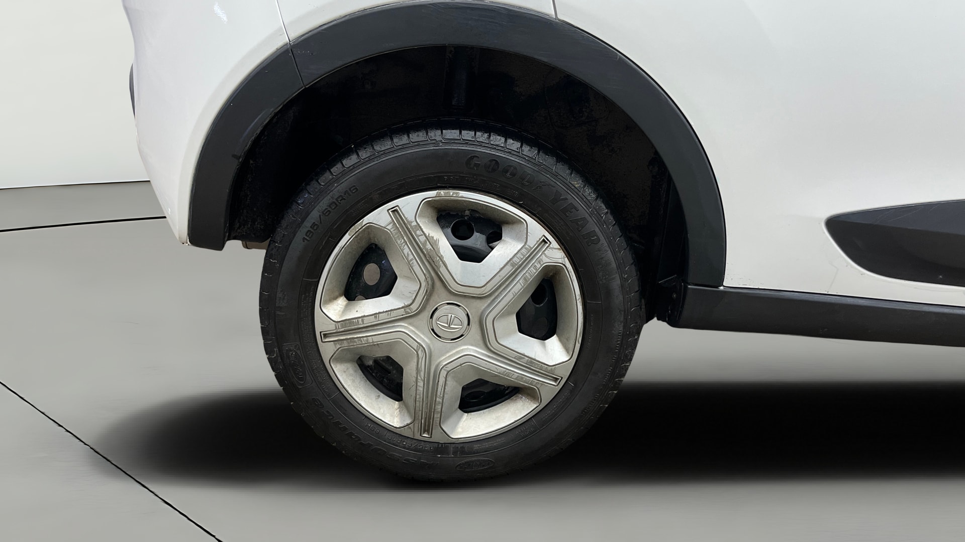 View 2019 Tata Nexon Revotron XM Image 23 Used 2019 Tata Nexon Revotron XM Image 23