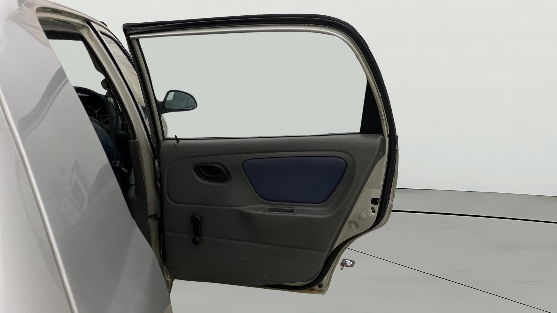 View 2014 Maruti Suzuki Alto K10 LX Image 7 Used 2014 Maruti Suzuki Alto K10 LX Image 7