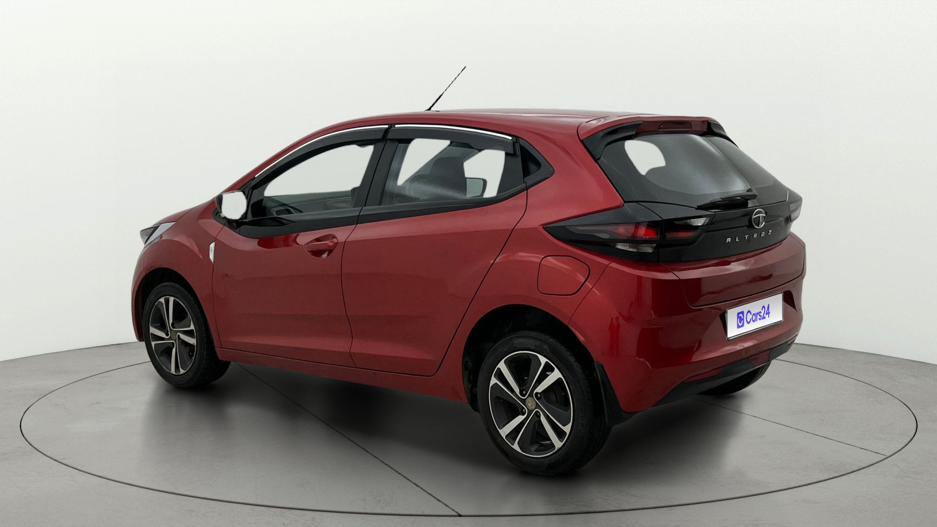View 2020 Tata Altroz XZ Petrol Image 2 Used 2020 Tata Altroz XZ Petrol Image 2