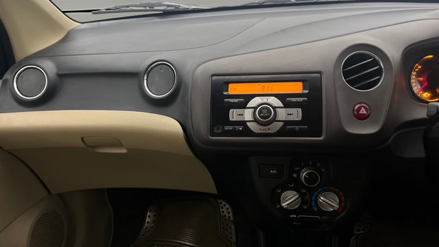 View Honda Amaze Image 17 Used Honda Amaze Image 17