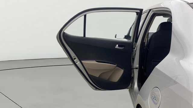 View Hyundai Xcent Image 22 Used Hyundai Xcent Image 22