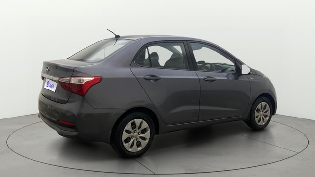 View Hyundai Xcent Image 41 Used Hyundai Xcent Image 41