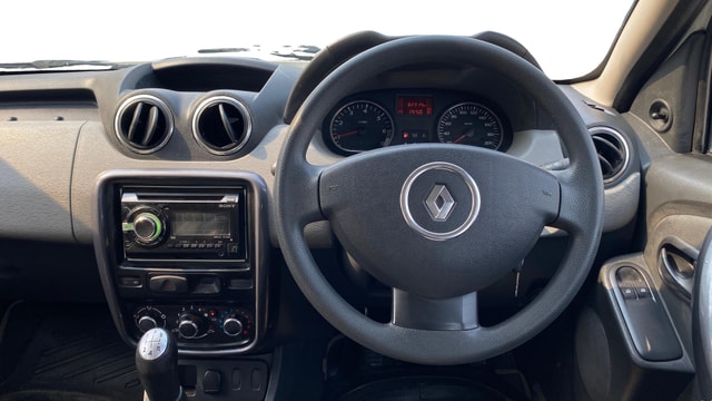 View Renault Duster Image 20 Used Renault Duster Image 20